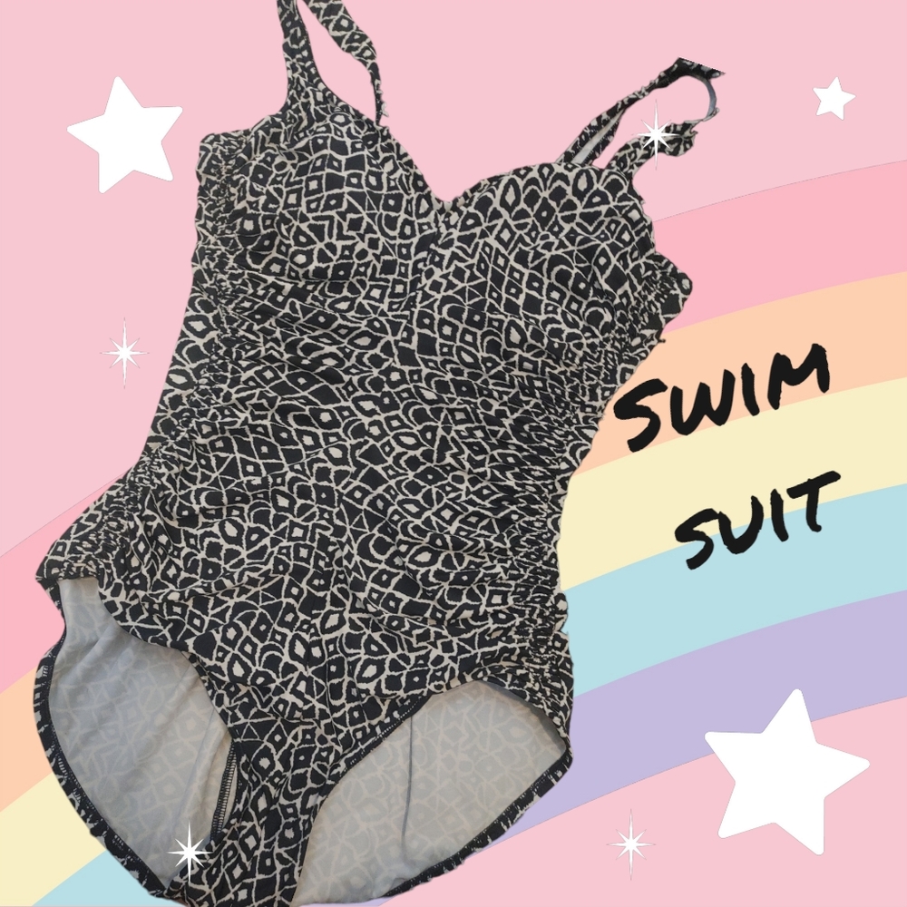 *0041 Maxime of Hollywood swim suit women M